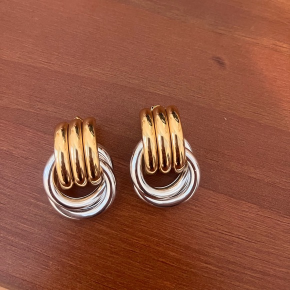 Heaven Mayhem double knot earrings - Picture 4 of 8